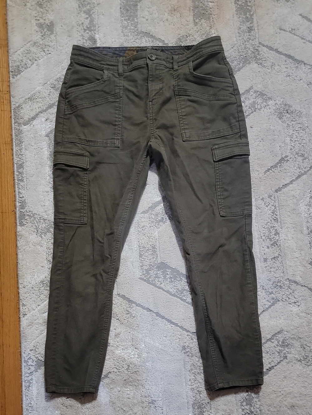 Prana Olive Green Cargo Pants with Front & Side Pockets